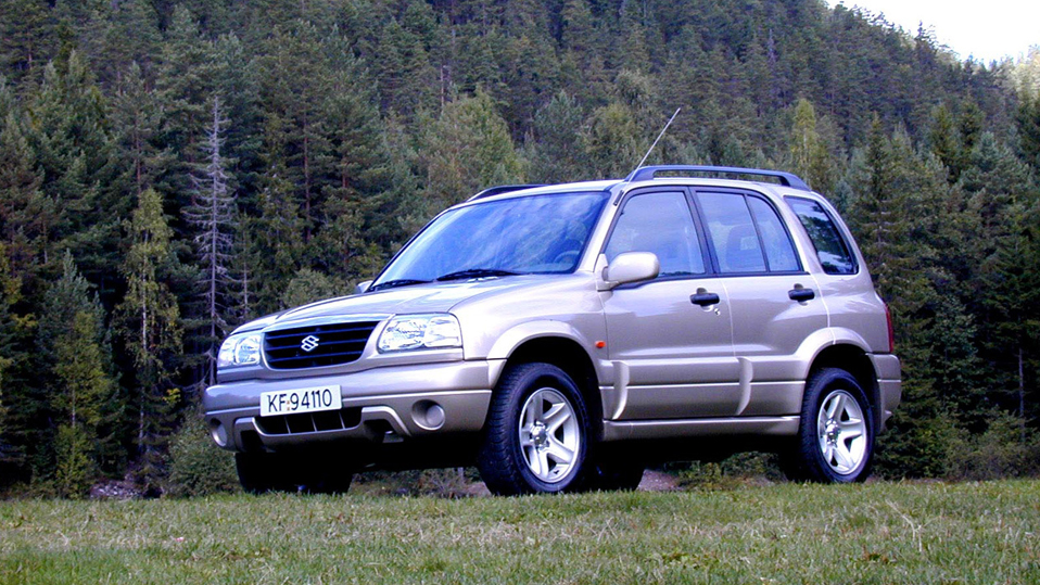 Suzuki-Grand-Vitara-2005