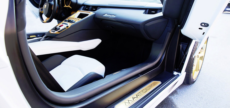 Gold-Plated-Lamborghini-Interior