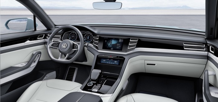 VW-Cross-Coupe-GTE-Concept-Interior