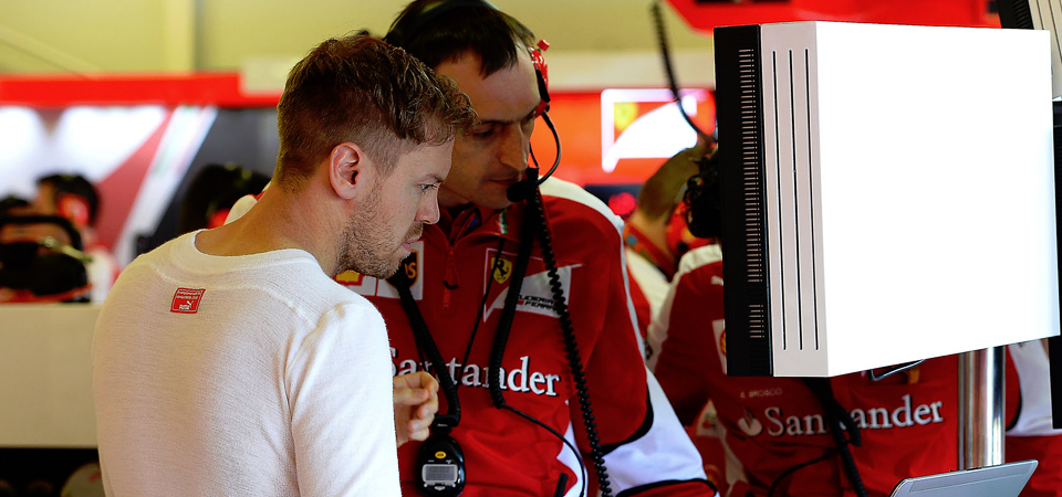 Australian-GP-2015-Practice-Sebastian-Vettel-Pit