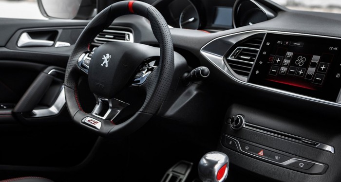 Peugeot-308-GTi-Interior