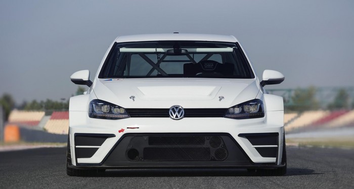 VW-Golf-TCR-Concept-Front