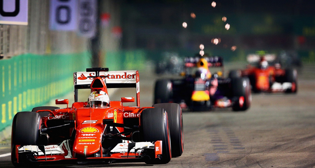 2015-Singapore-GP-Vettel-Leads