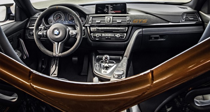 BMW-M4GTS-Interior-Roll-Cage