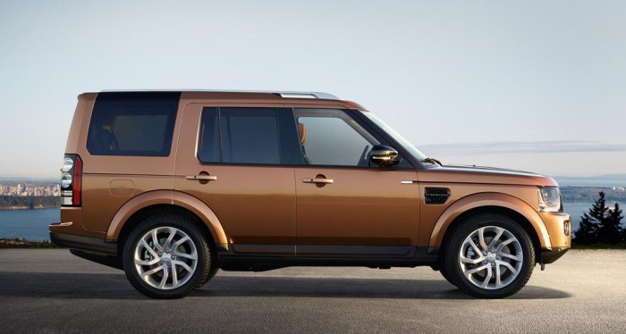 Land-Rover-Discovery-LandmarkProfile