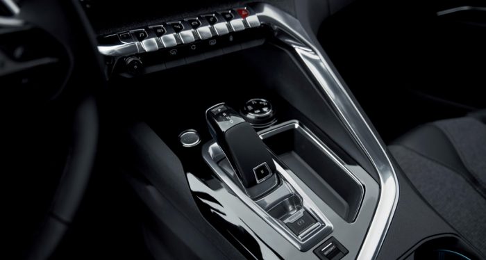 Peugeot-3008-2016-Interior-Closeup