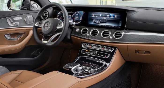 How-Mercedes-Benz-Sell-So-Well-Customisation