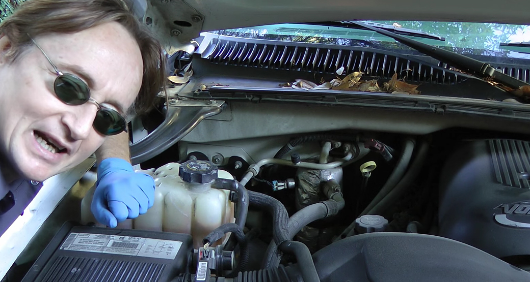 looking-after-your-vehicle-check-engine