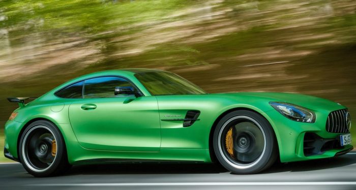 mercedes-amg-roadster-gt-r