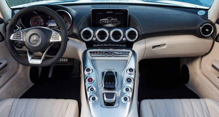 mercedes-amg-roadster-interior