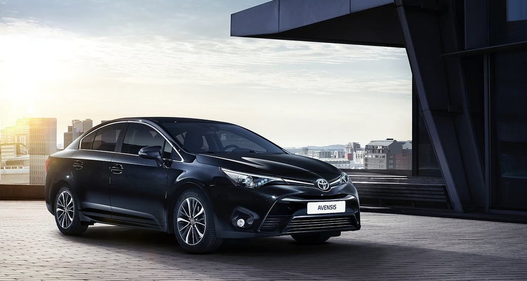 safe-cars-avensis-the-worlds-most-boring-car