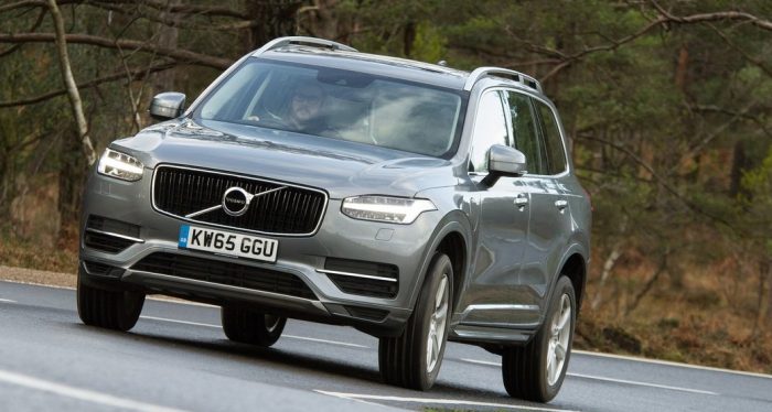 car-safety-dcb-xc90-action