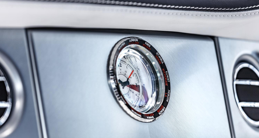 Rolls-Royce-Phantom-7-Clock