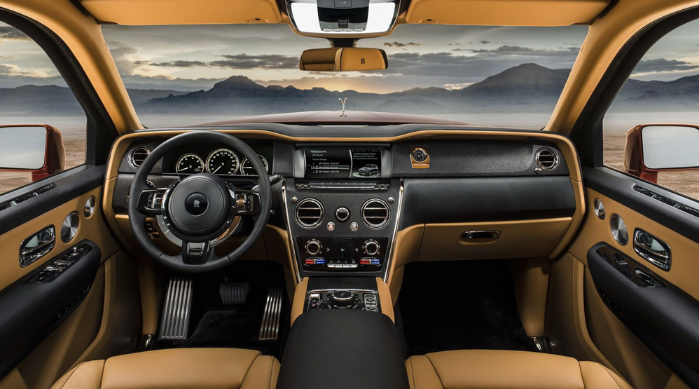 Very-British-Rolls-Royce-Cullinan-SUV-Interior-Front-Dailycarblog