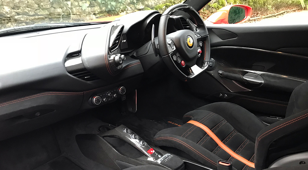 Ferrari 488 GTB, 2019 review, interior, dailycarblog.com