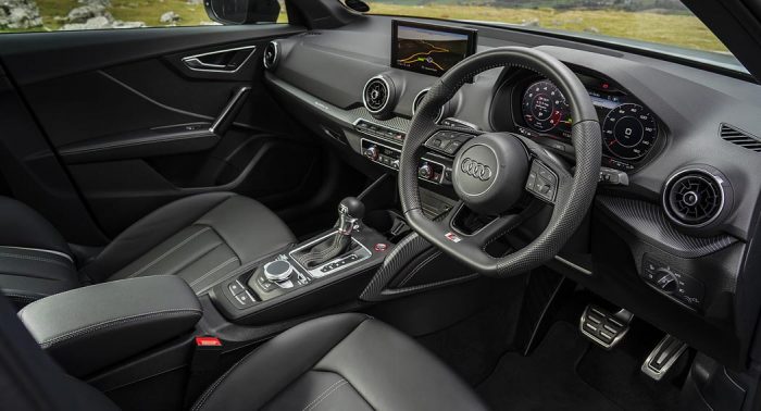 Audi SQ2 2019 spec interior dailycarblog.com