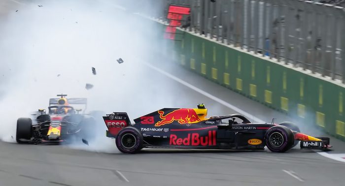 Ricciardo fights Verstappen Baku 2018 dailycarblog.com