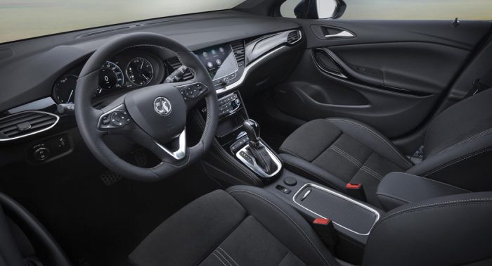 2019 Vauxhall Astra interior dailycarblog