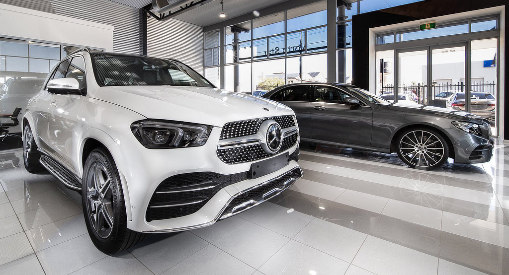 Mercedes Benz Dealership Negotiations Showroom dailycarblog