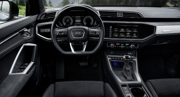 Audi Q3 45 TFSi e Plug-in Hybrid - interior - Dailycarblog