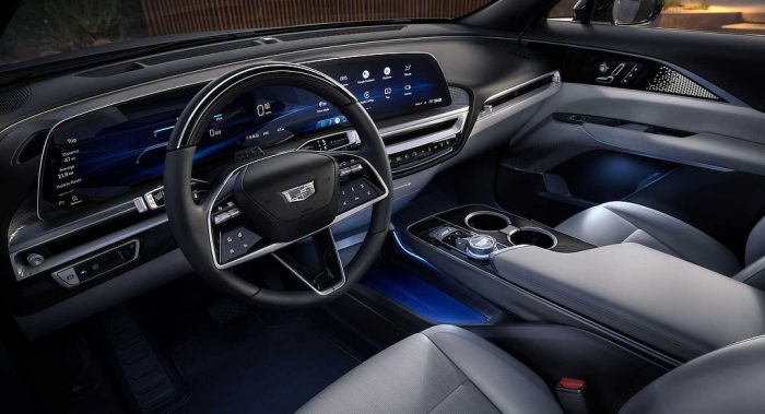 Cadillac Lyriq EV SUV - interior - dailycarblog