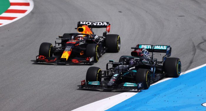 2021 Spanish Grand Prix - Hamilton Leads - Dailycarblog